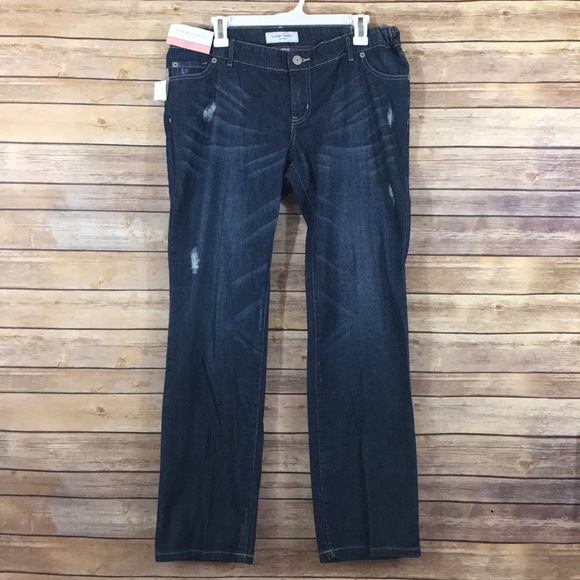 New! Maternity Denim - Picture 6 of 6